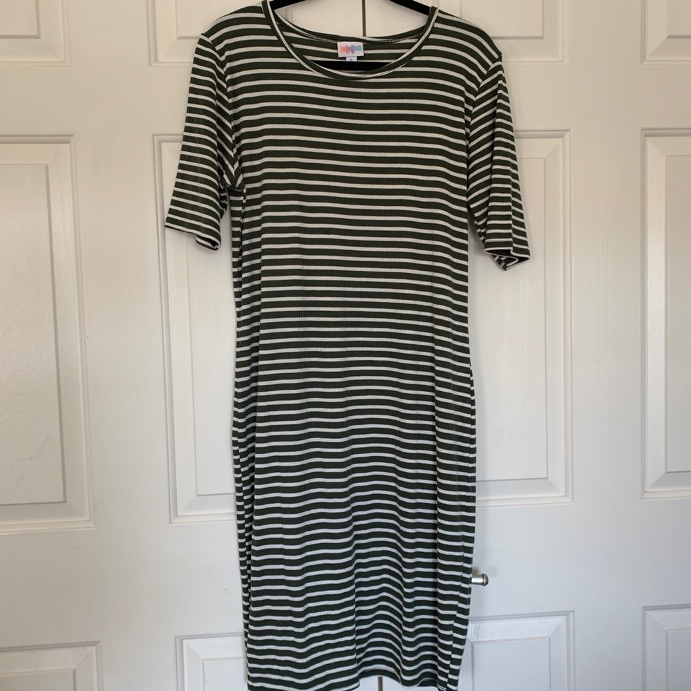 LuLaRoe Julia dress
